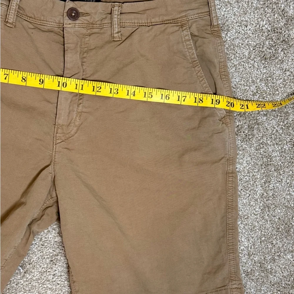 American Eagle Outfitters Men's Sz 33 Khaki Shorts